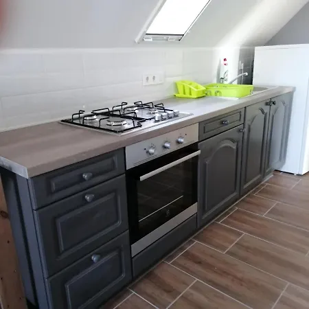 Csaladbarat Apartment *