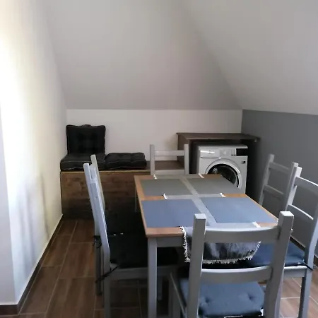 Csaladbarat Вонярцвашхедь