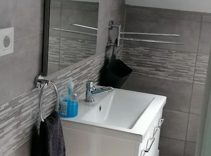 Csaladbarat דירה *